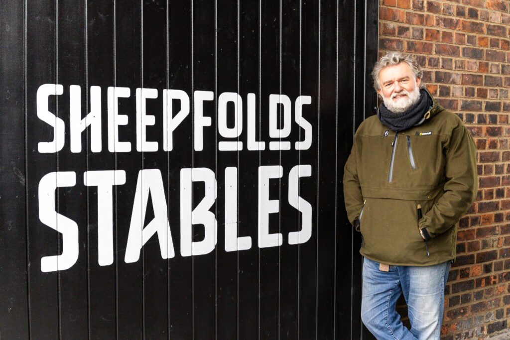 TV personality, Si King, today opens PROPA!, his brand new (and first!) ‘grab and go’ restaurant, located in Sheepfolds Stables at Riverside Sunderland, serving up the very best of British comfort food with a gourmet twist.