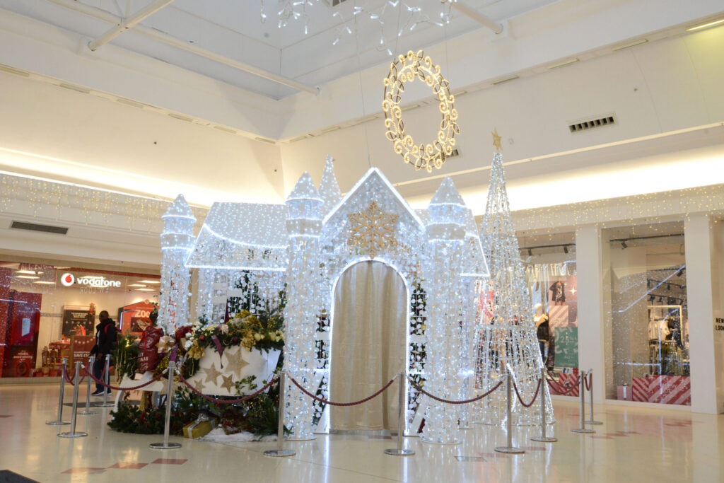 Bridges, Sunderland - new Christmas Grotto and lights displays