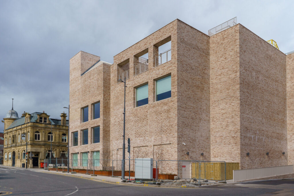 Northern Gallery for Contemporary Art – Culture House