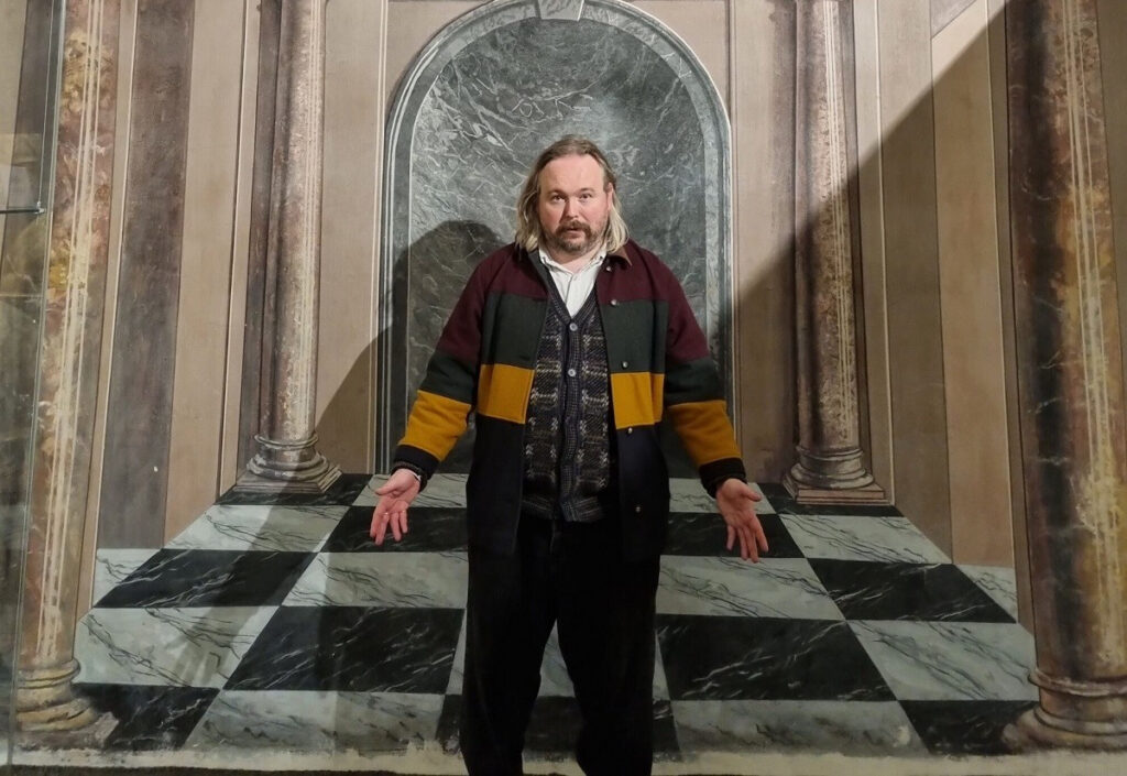 Experimental folk musician Richard Dawson