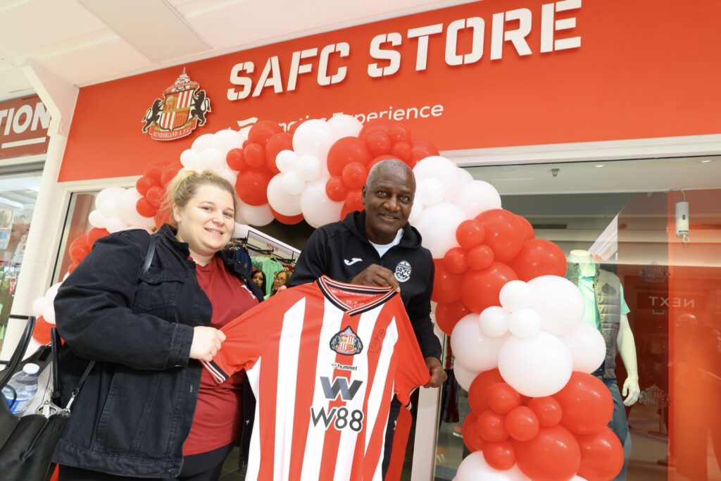 Gary Bennett opening new SAFC store at the Bridges Shopping Centre